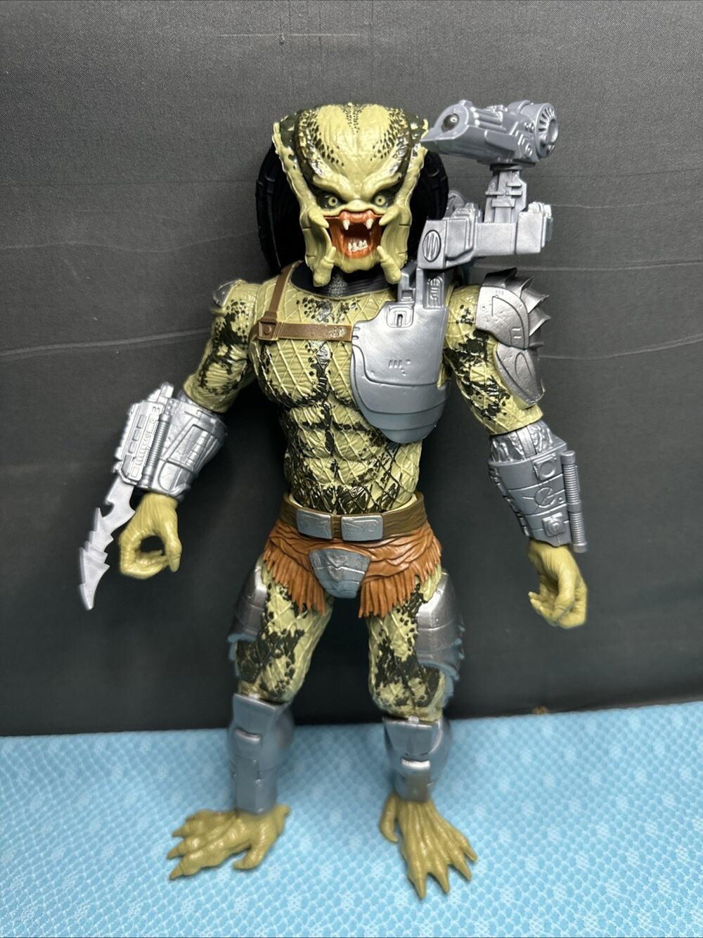 Lanard Predator 12” Poseable Figure with Open Action Jaw